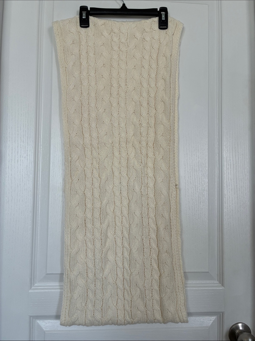 Cream Cable Knit Infinity Scarf